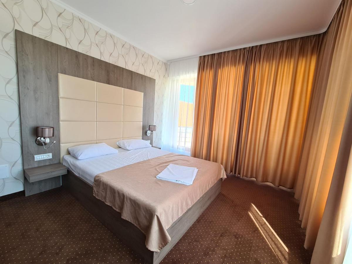 Hotel Bulevard Făgăraş 외부 사진