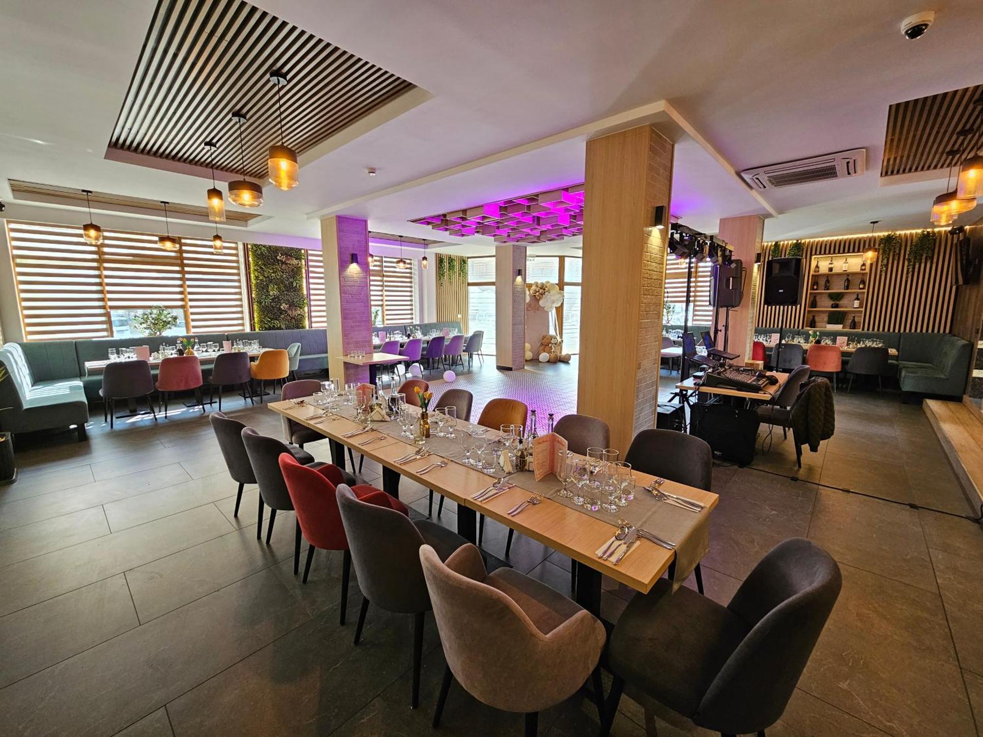 Hotel Bulevard Făgăraş 외부 사진