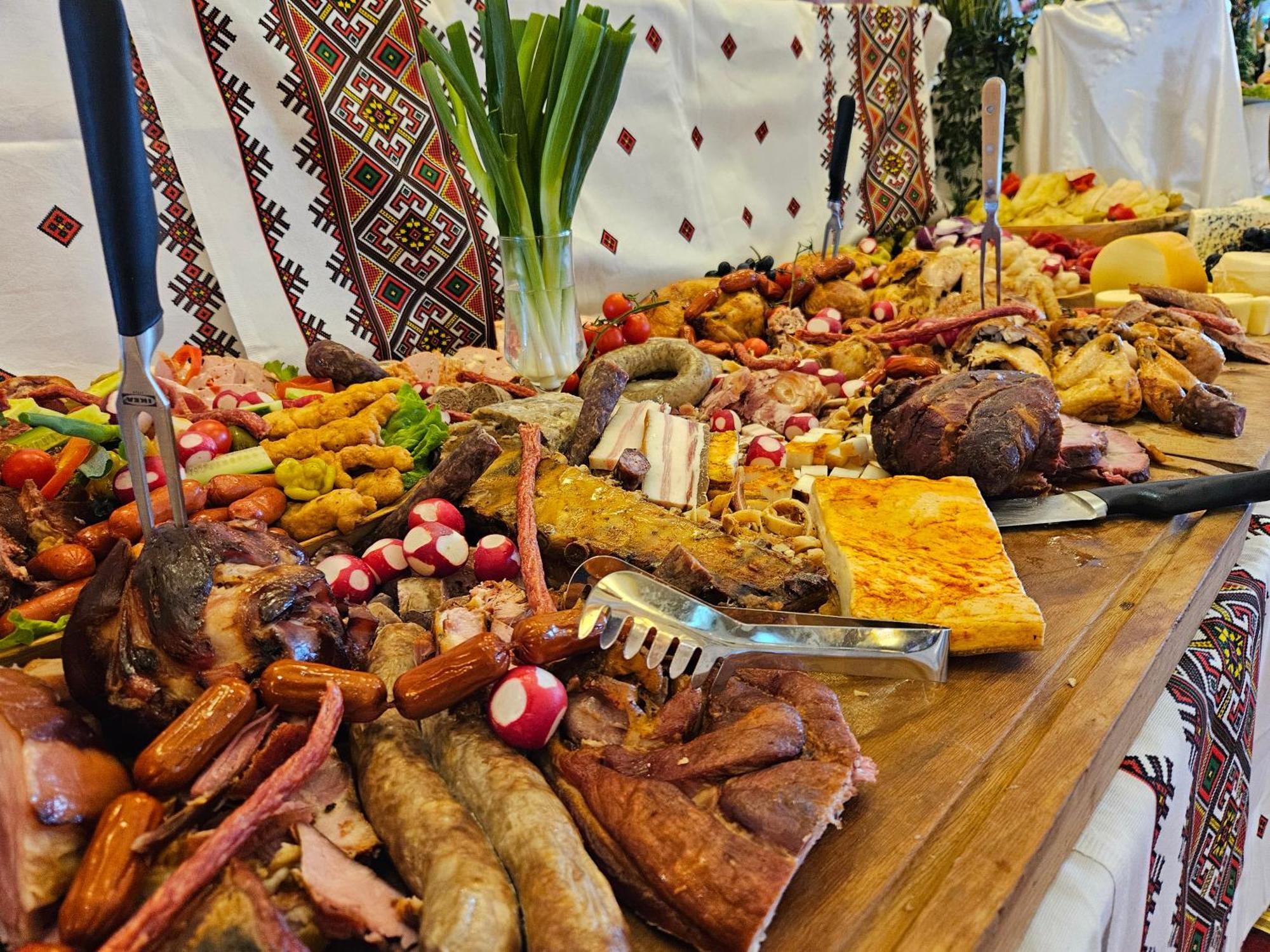 Hotel Bulevard Făgăraş 외부 사진